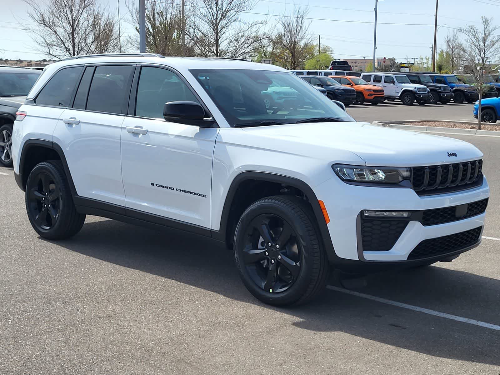 Thumbnail: 2026 Jeep Grand Cherokee - 3