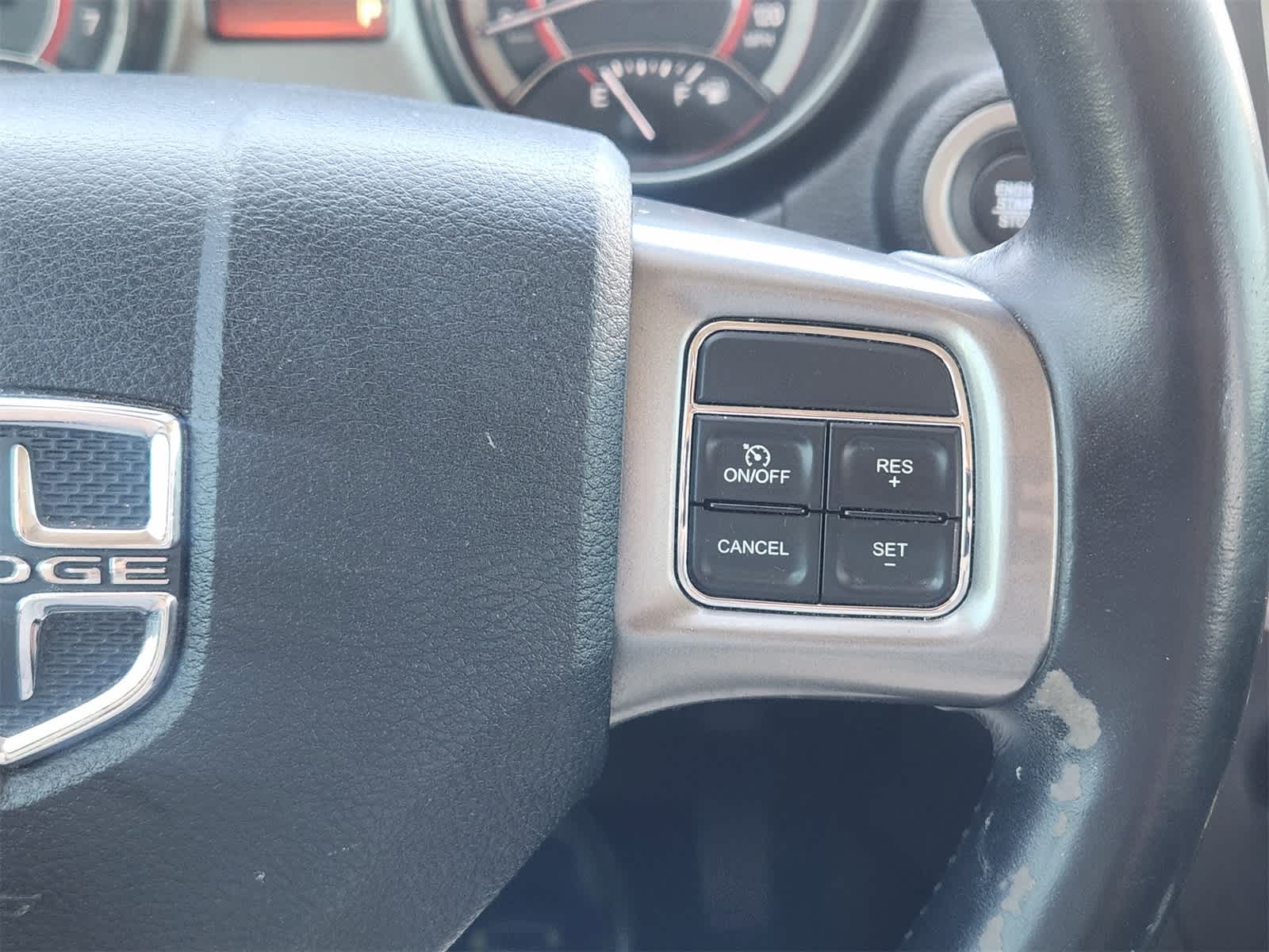 Thumbnail: 2018 Dodge Journey - 25