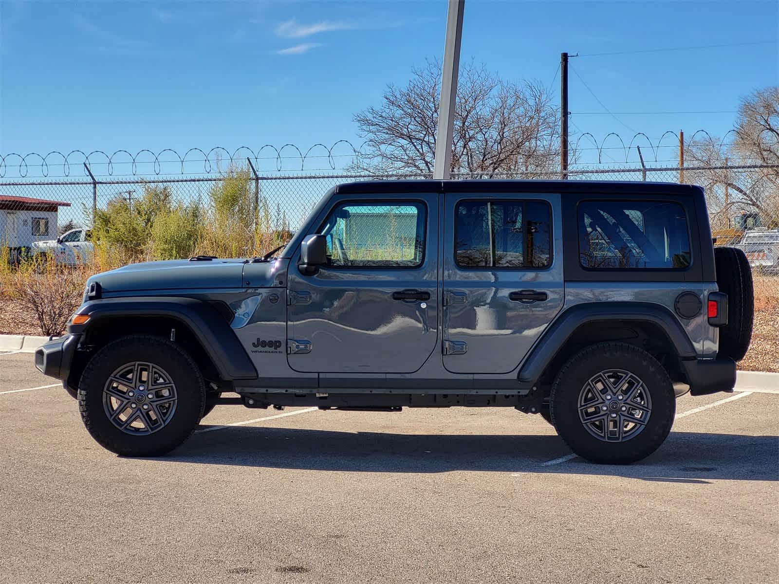 Thumbnail: 2025 Jeep Wrangler - 4