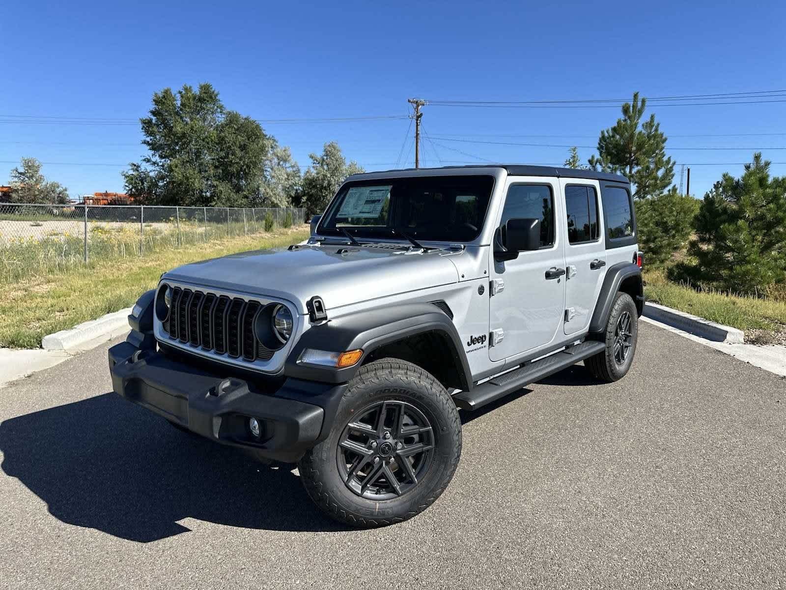 Thumbnail: 2024 Jeep Wrangler - 31