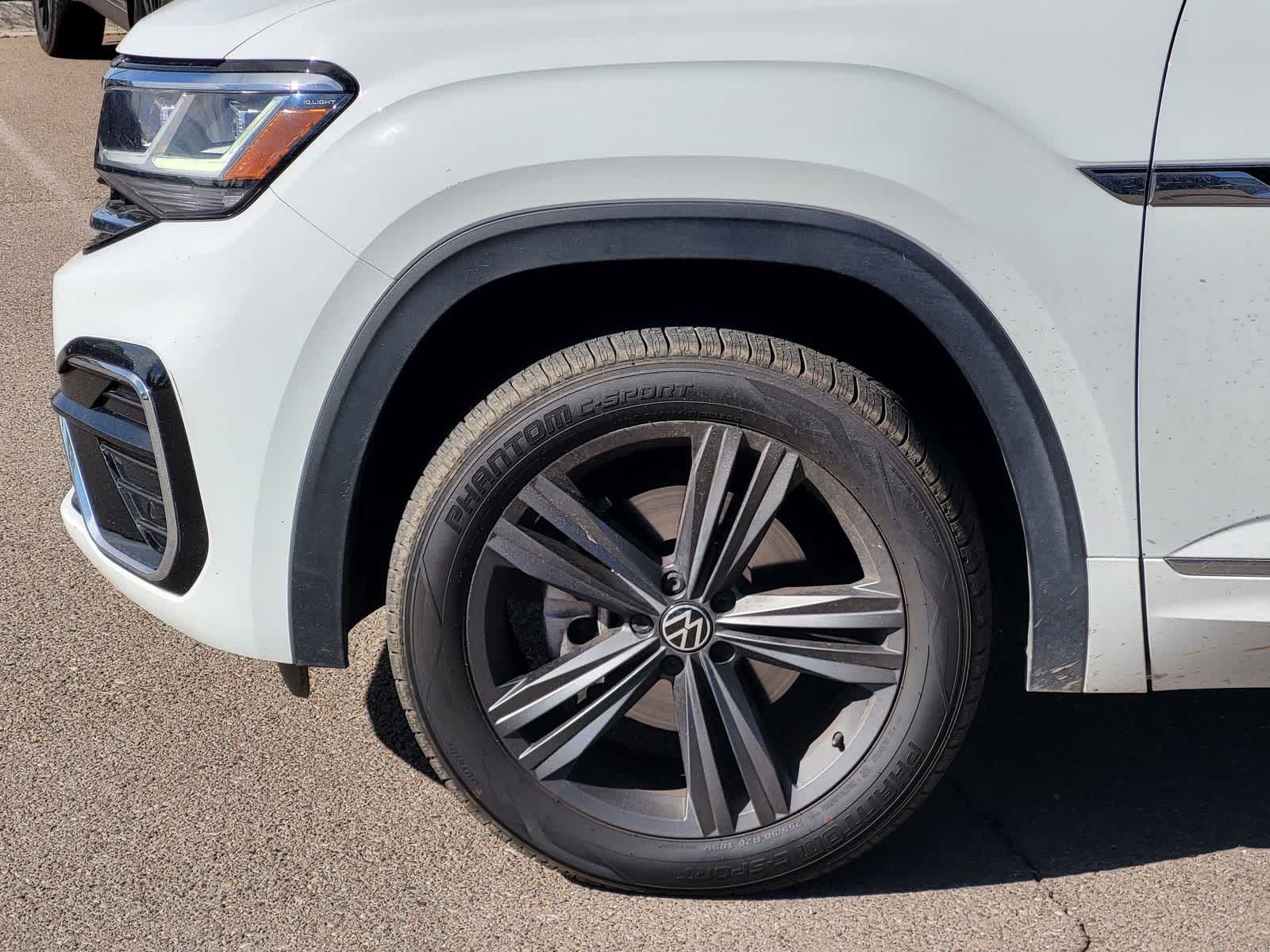 Thumbnail: 2021 Volkswagen Atlas - 8