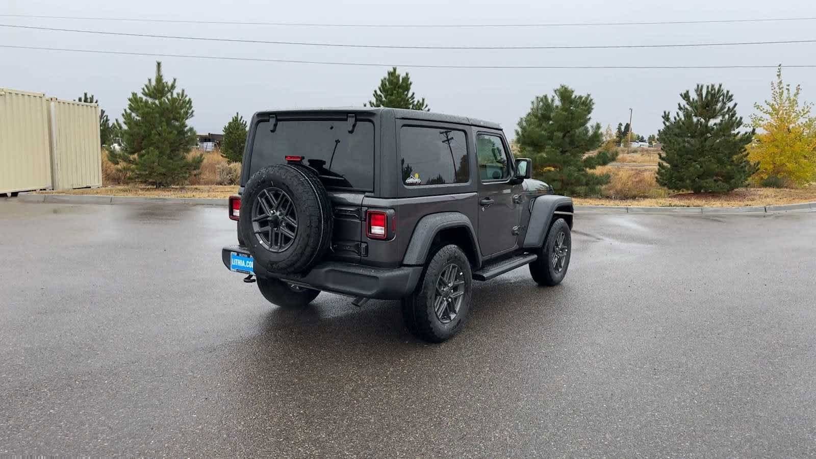 Thumbnail: 2024 Jeep Wrangler - 11