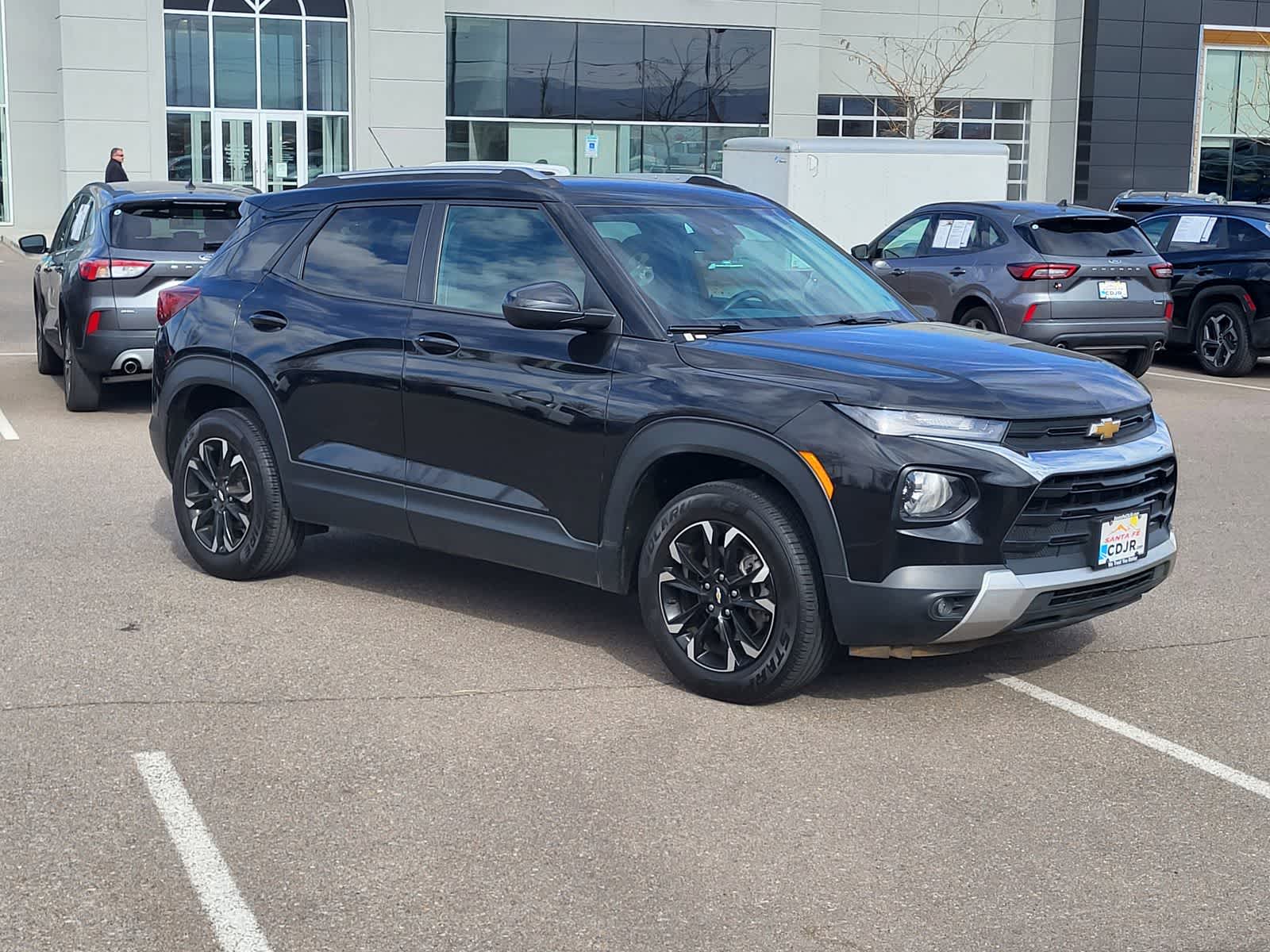 Thumbnail: 2023 Chevrolet TrailBlazer - 3