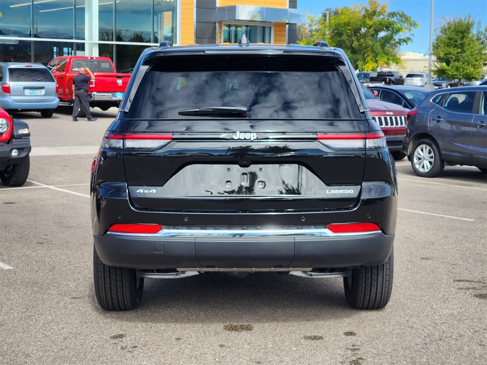 Thumbnail: 2025 Jeep Grand Cherokee - 6