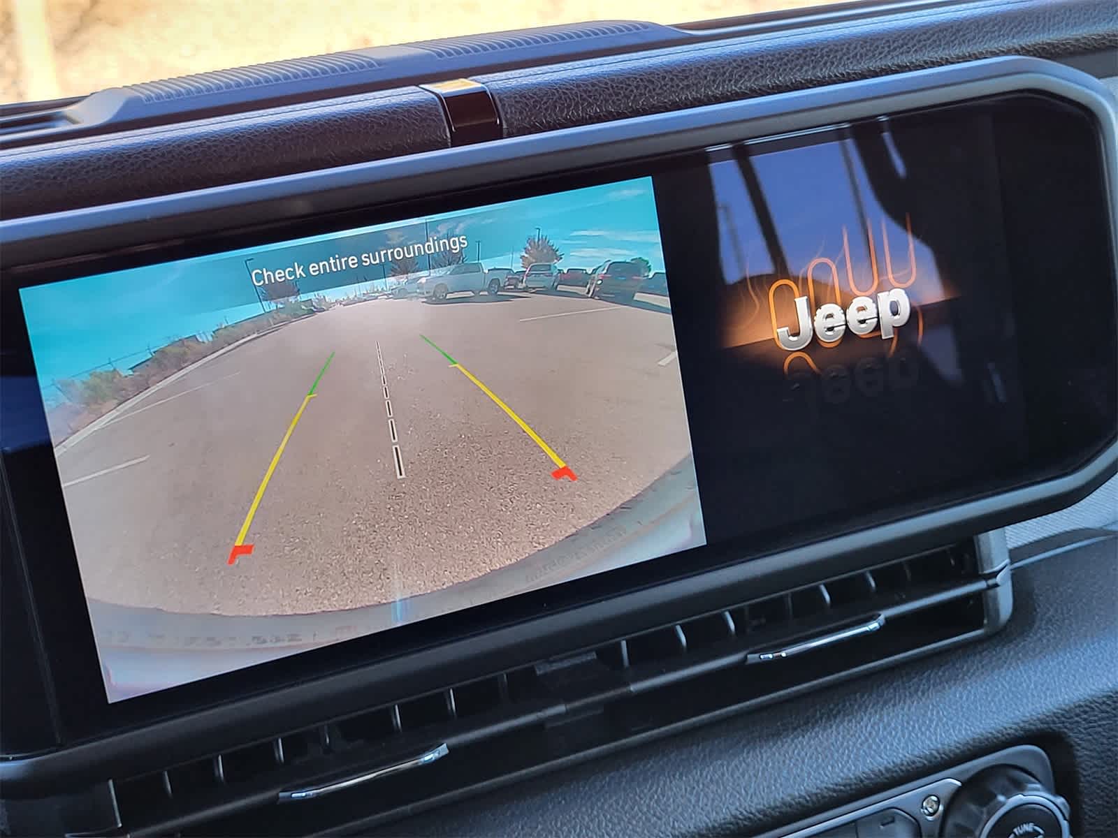 Thumbnail: 2025 Jeep Wrangler - 16