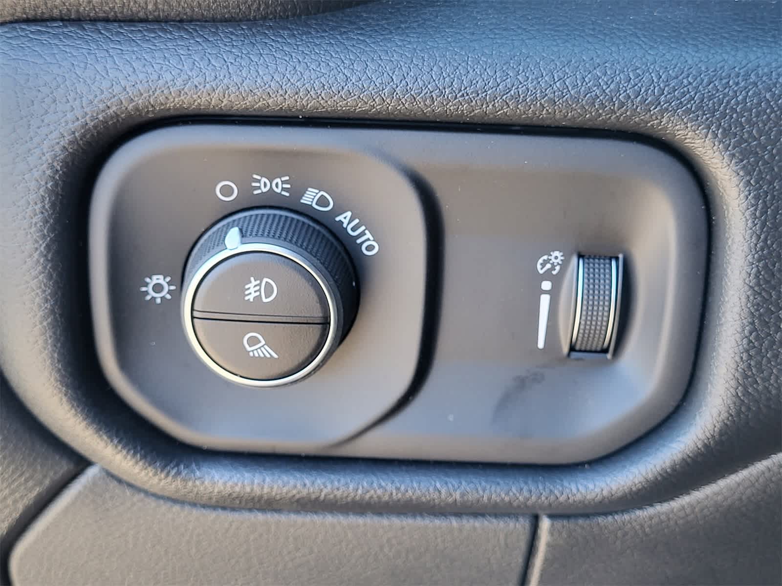 Thumbnail: 2026 RAM 2500 - 15