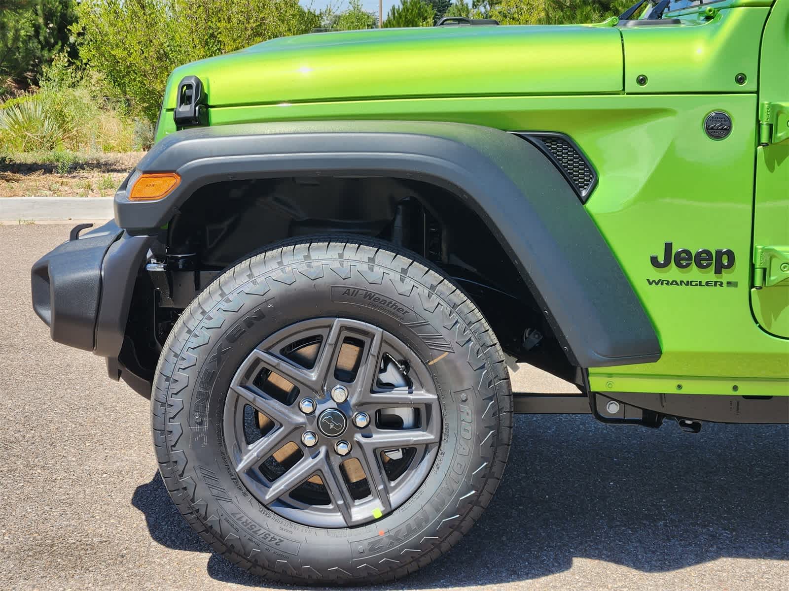 Thumbnail: 2025 Jeep Wrangler - 9