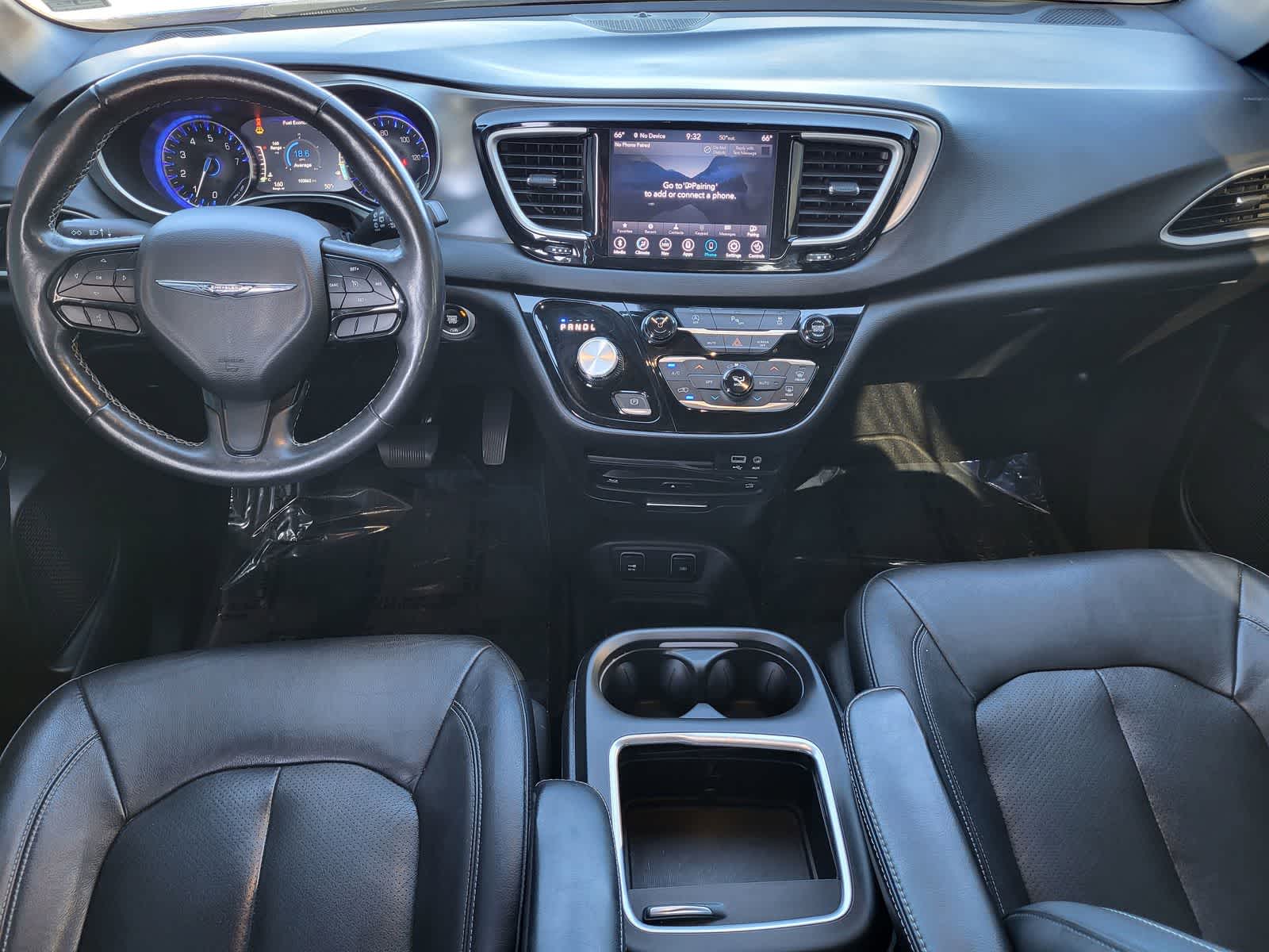 Thumbnail: 2020 Chrysler Pacifica - 25