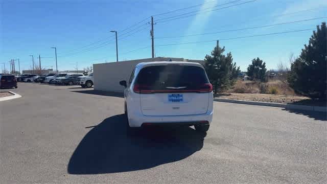 Thumbnail: 2025 Chrysler Pacifica - 7