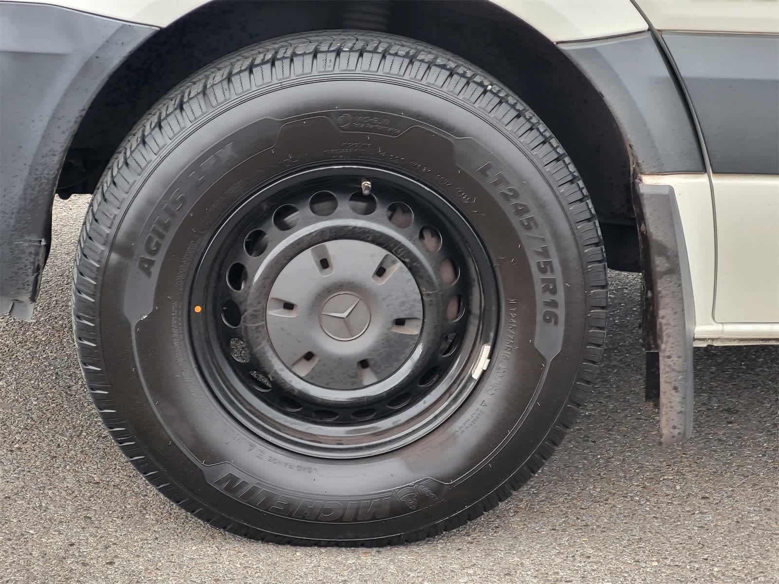 Thumbnail: 2015 Mercedes-Benz Sprinter - 10