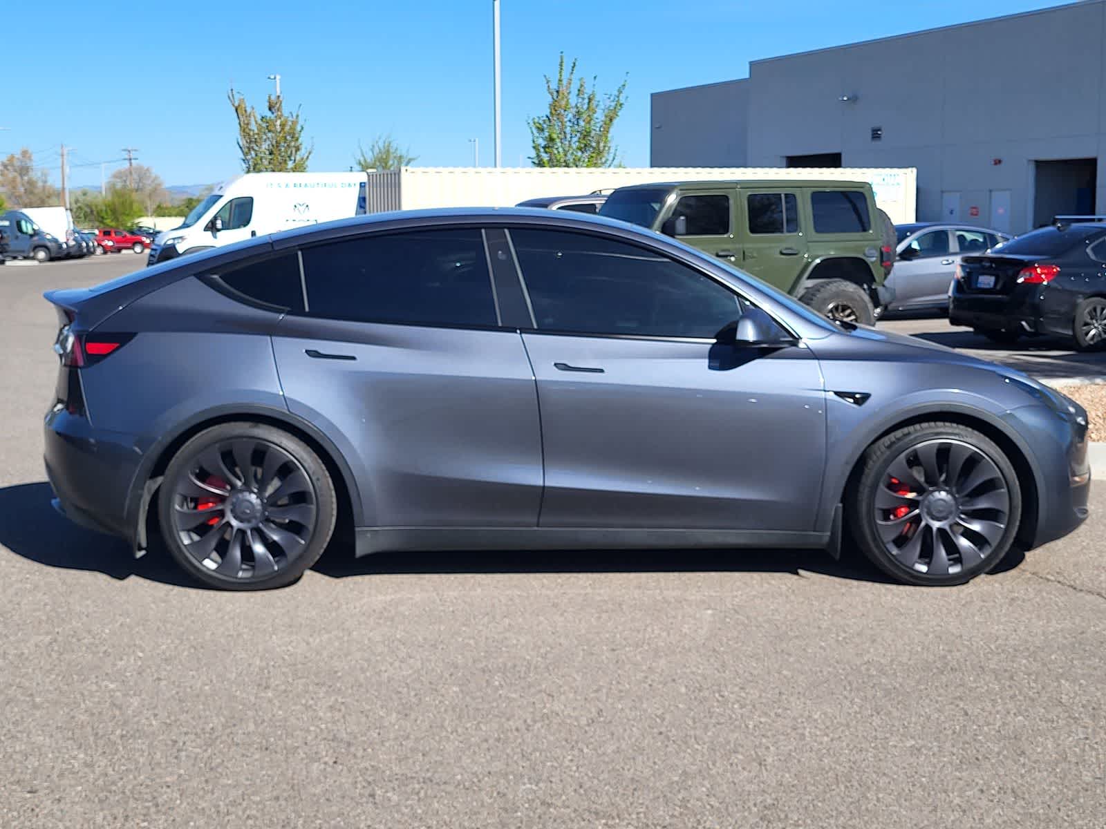 Thumbnail: 2023 Tesla Model Y - 4