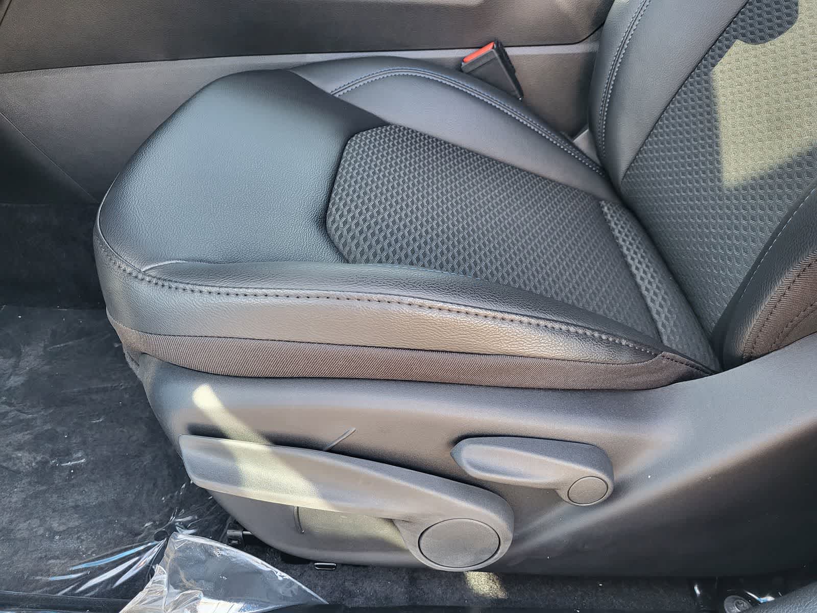 Thumbnail: 2026 Jeep Compass - 17