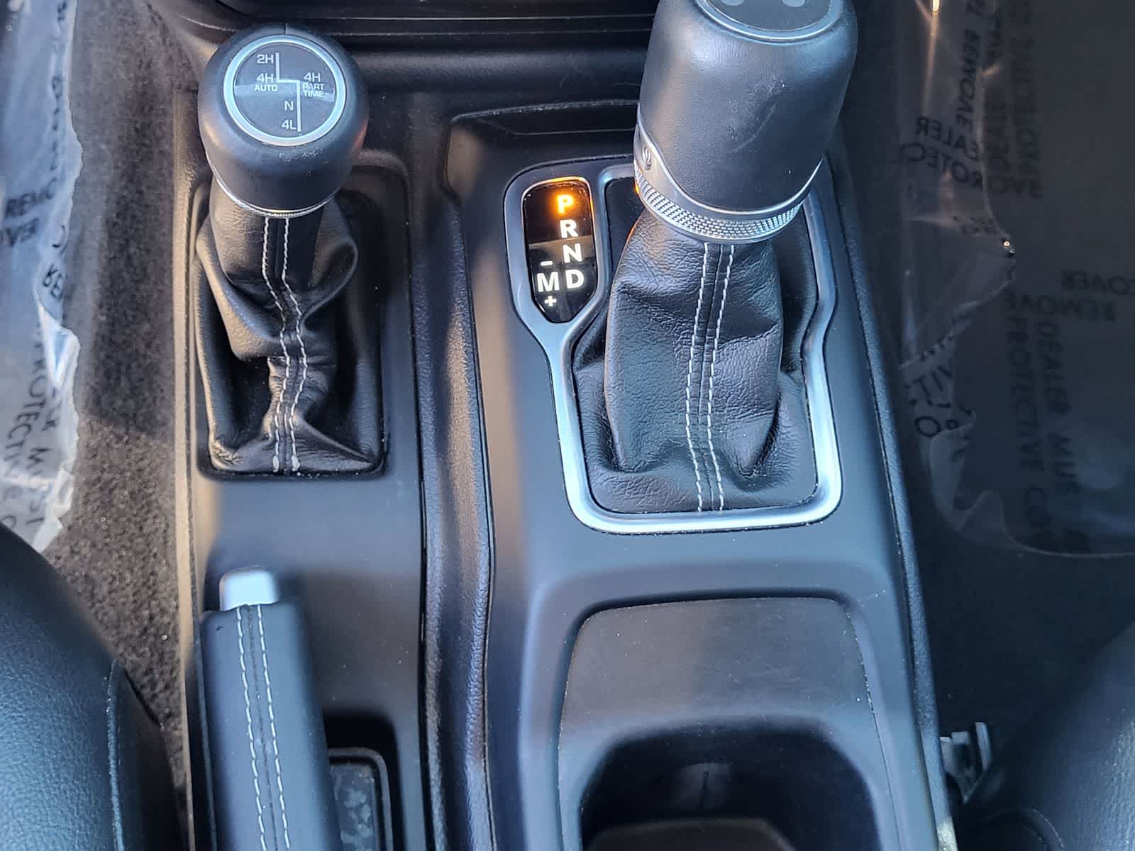 Thumbnail: 2022 Jeep Wrangler - 25