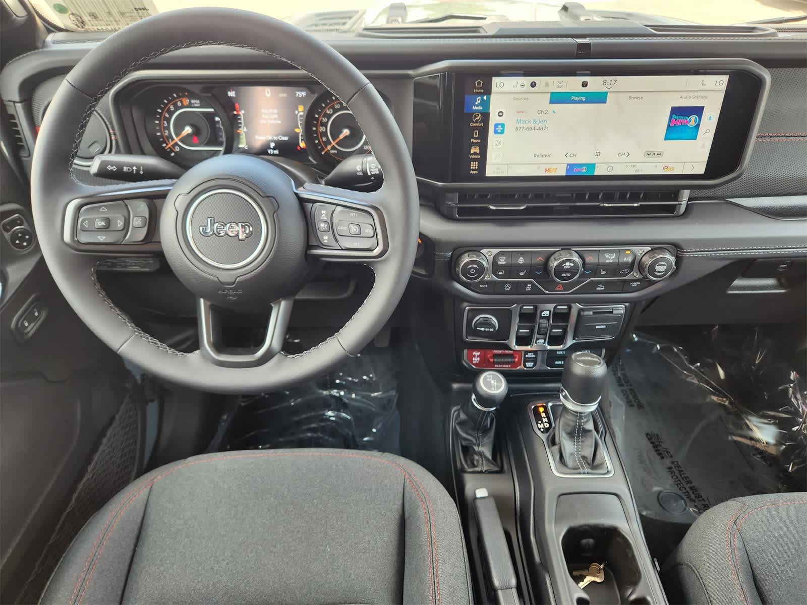 Thumbnail: 2025 Jeep Gladiator - 21