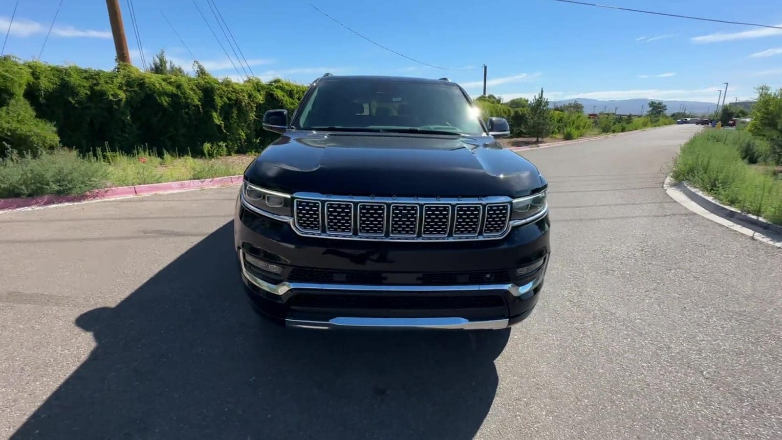 2023 Jeep Grand Wagoneer Series III 5