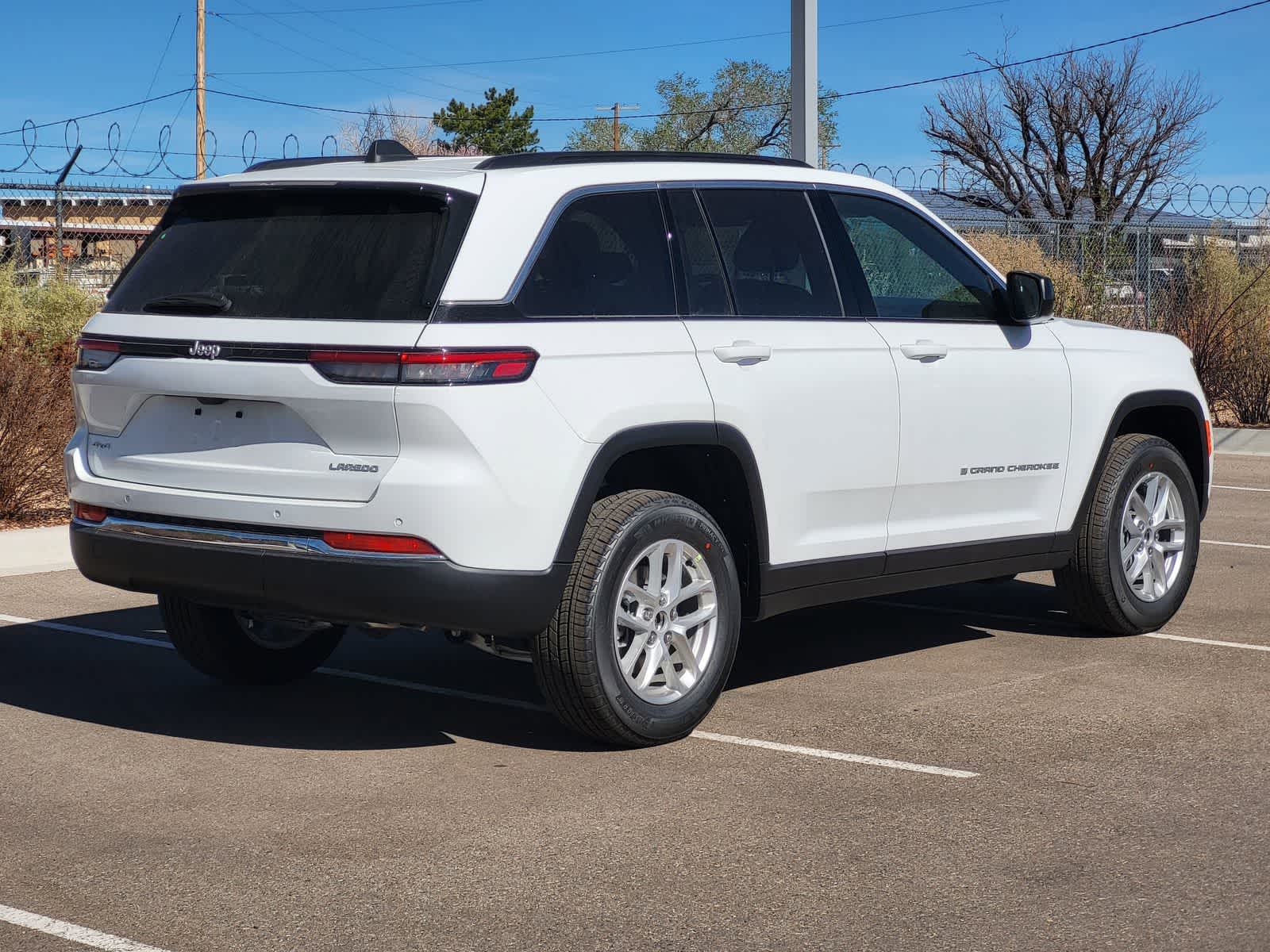 Thumbnail: 2026 Jeep Grand Cherokee - 4
