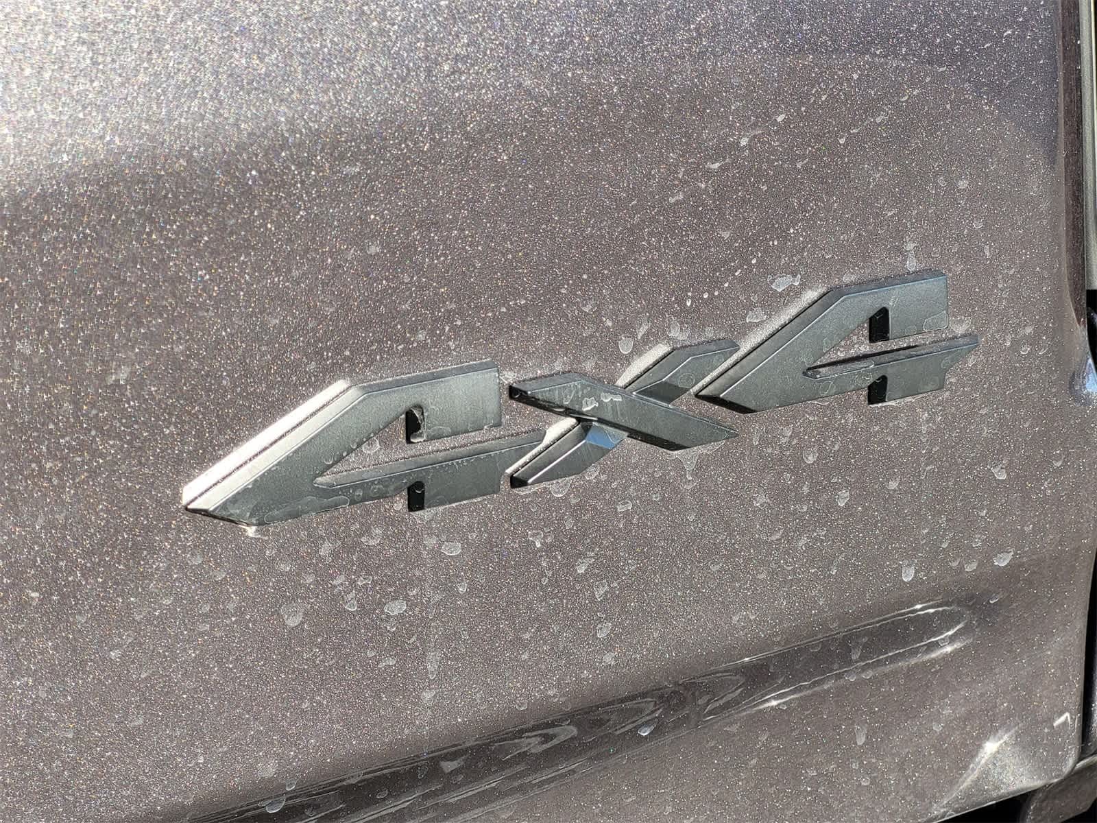 Thumbnail: 2026 RAM 1500 - 9