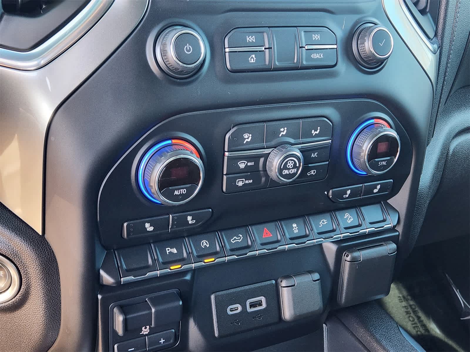 Thumbnail: 2021 Chevrolet Silverado 1500 - 20