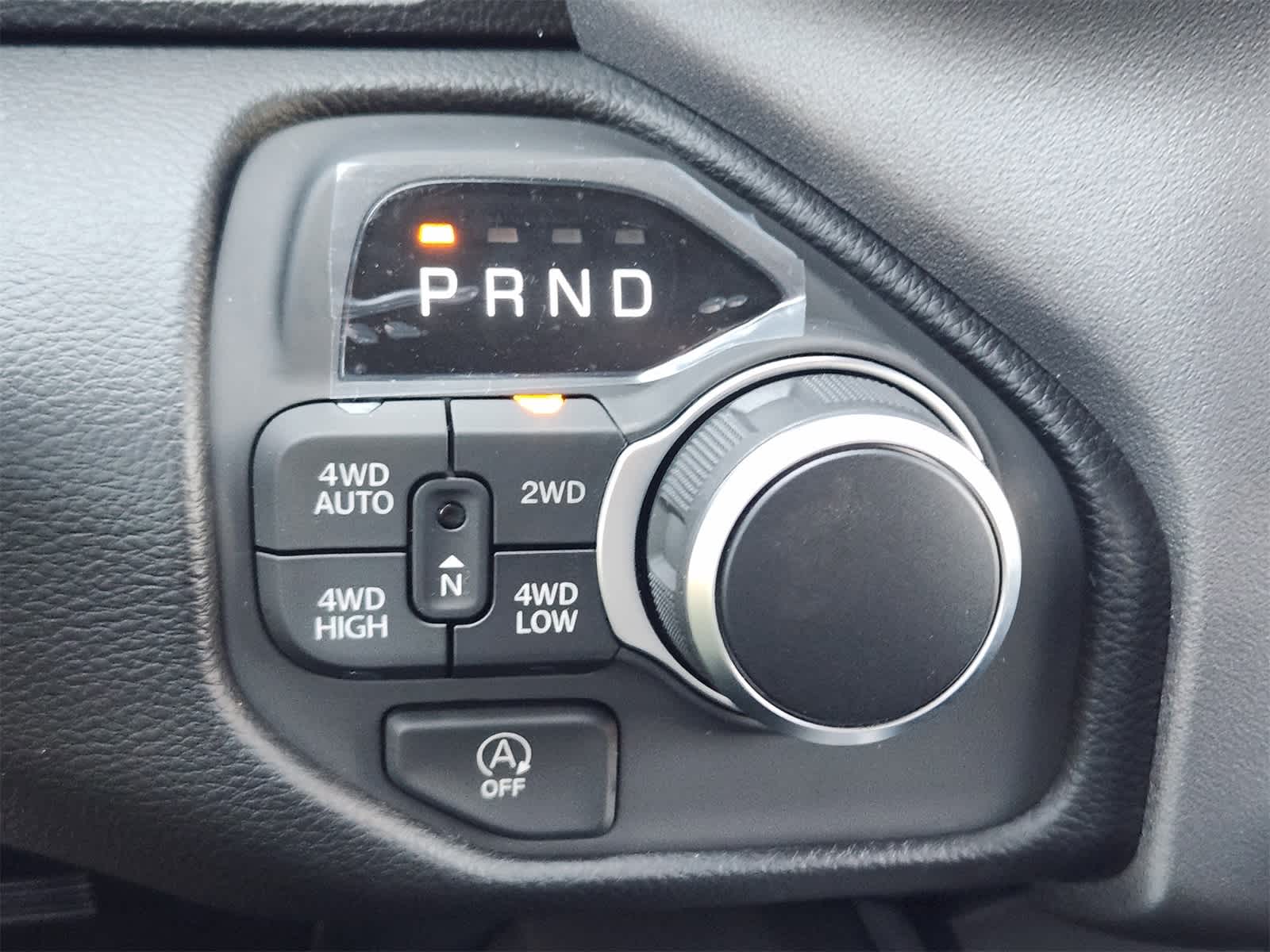 Thumbnail: 2026 RAM 1500 - 17