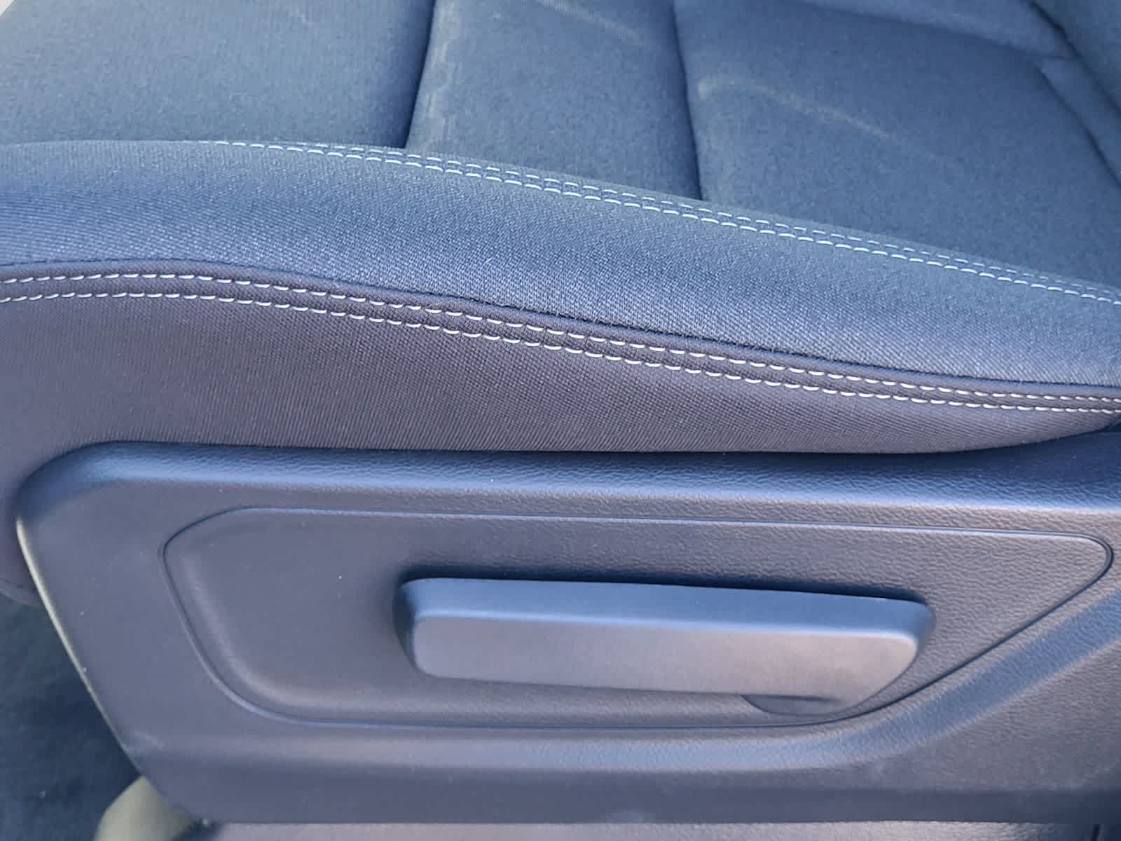 Thumbnail: 2026 RAM 1500 - 10