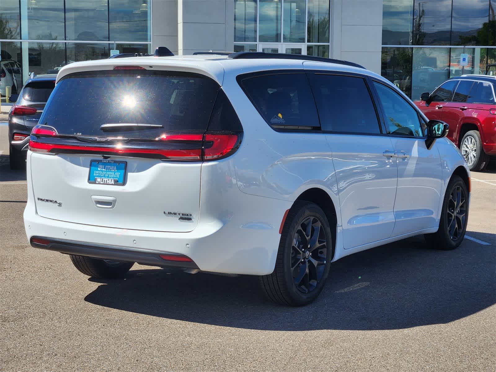 Thumbnail: 2026 Chrysler Pacifica - 5