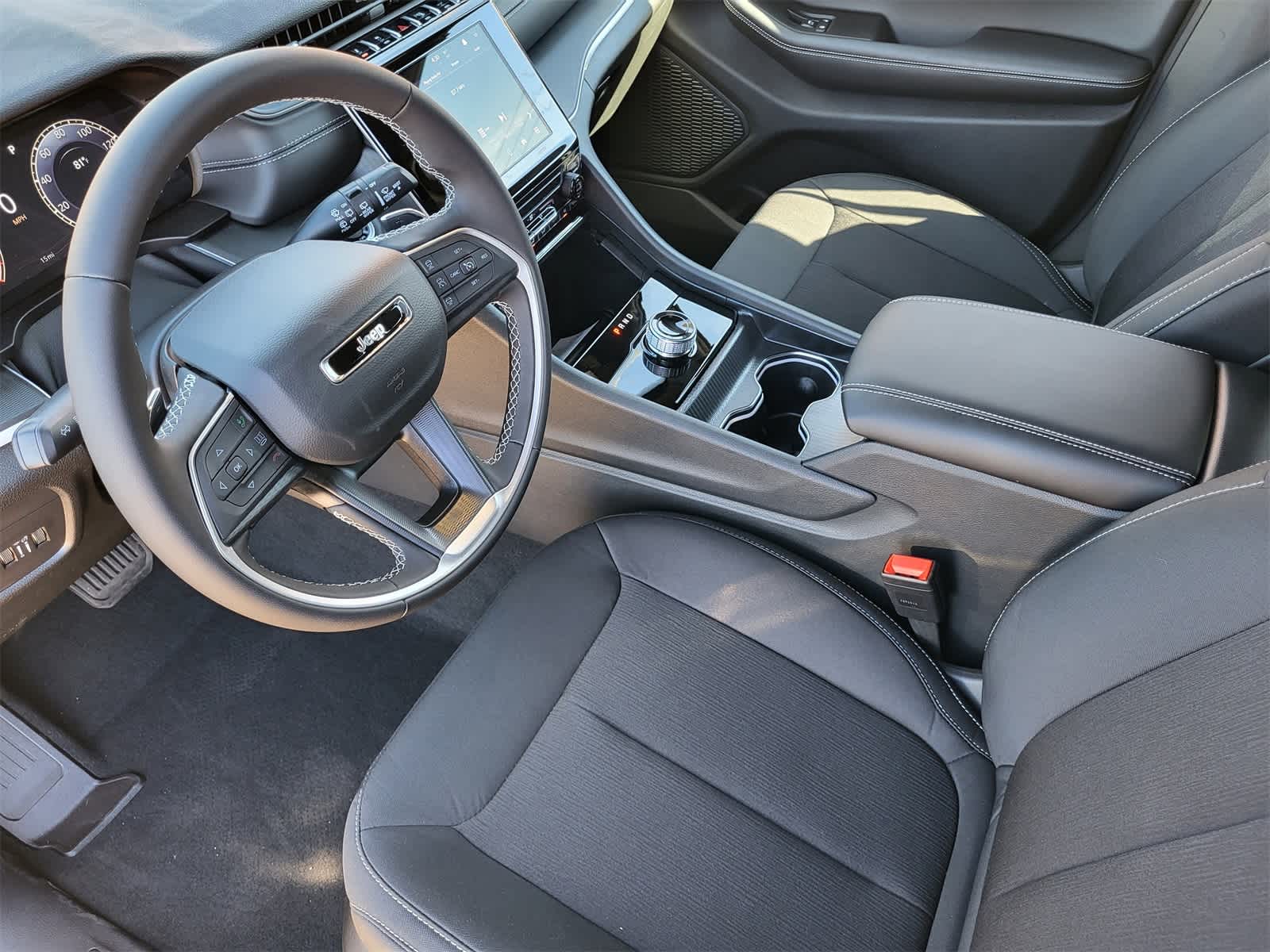 Thumbnail: 2025 Jeep Grand Cherokee L - 9