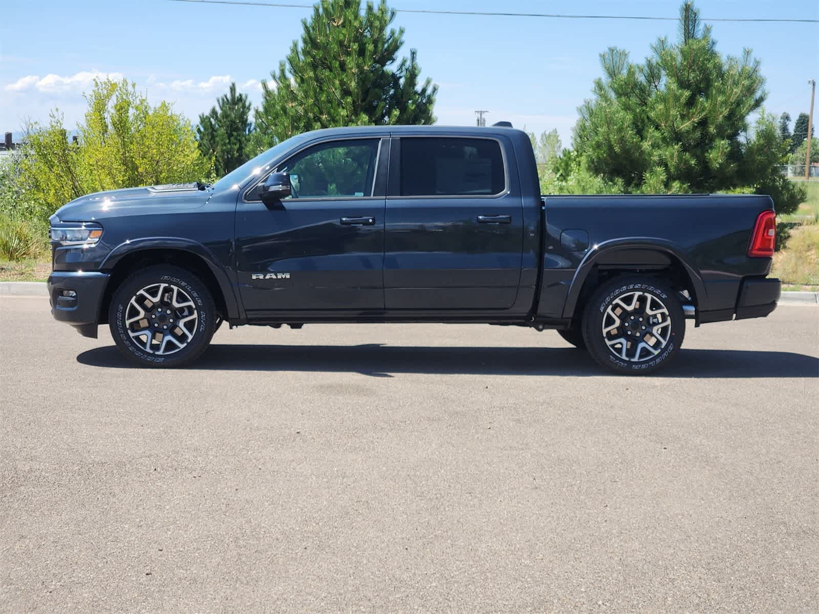 Thumbnail: 2026 RAM 1500 - 4