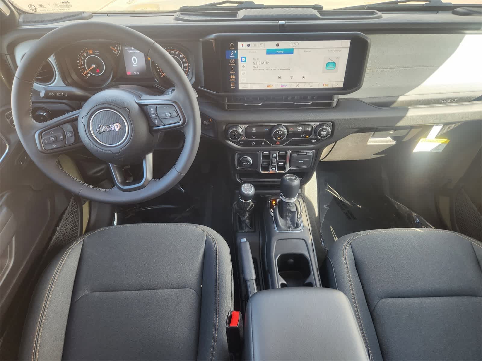 Thumbnail: 2025 Jeep Wrangler - 21