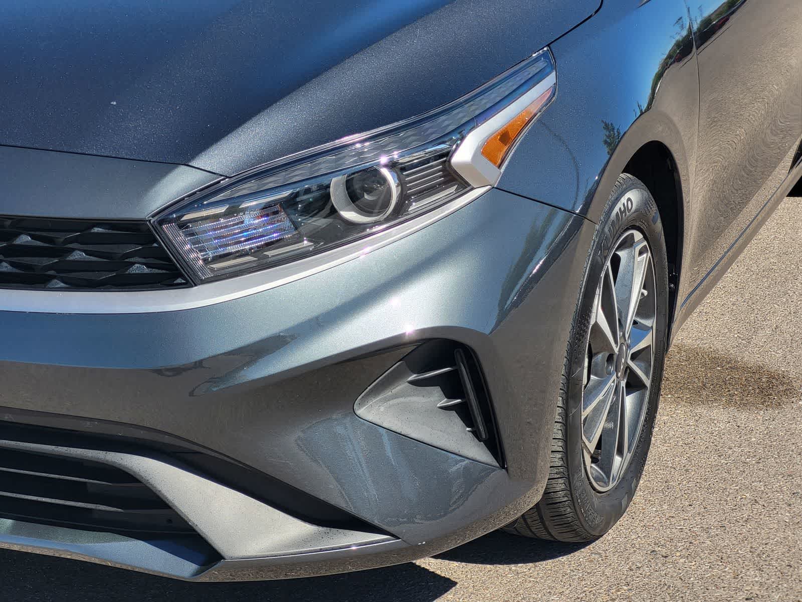 Thumbnail: 2024 Kia Forte - 7