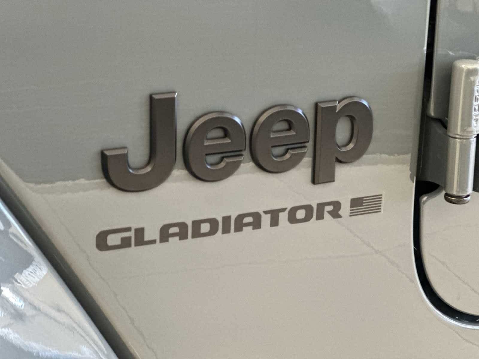 Thumbnail: 2025 Jeep Gladiator - 17