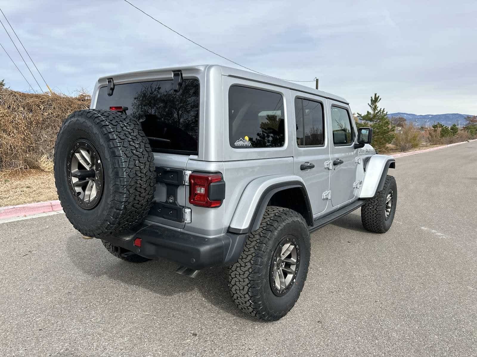 Thumbnail: 2024 Jeep Wrangler - 37
