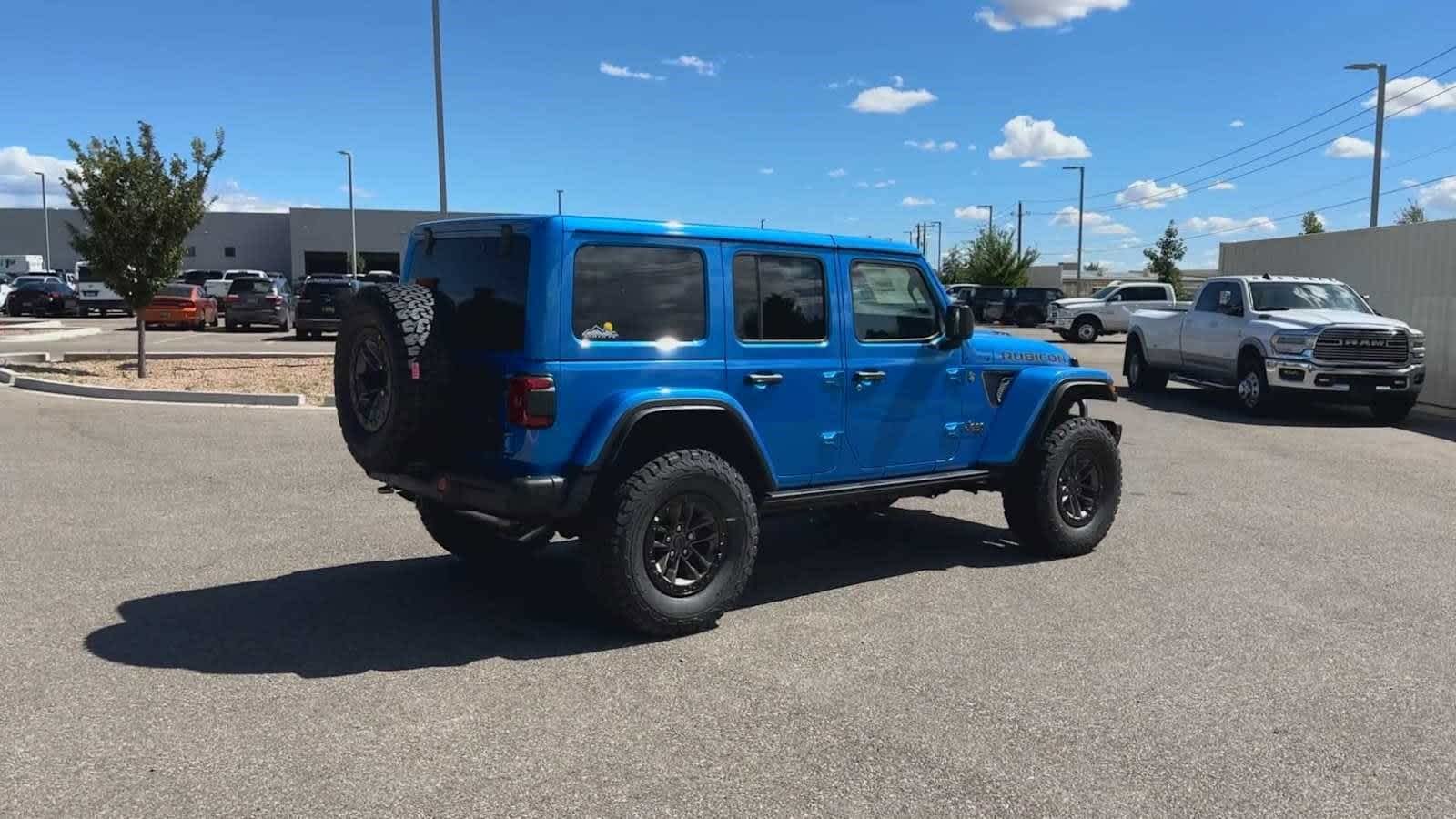 Thumbnail: 2024 Jeep Wrangler - 11