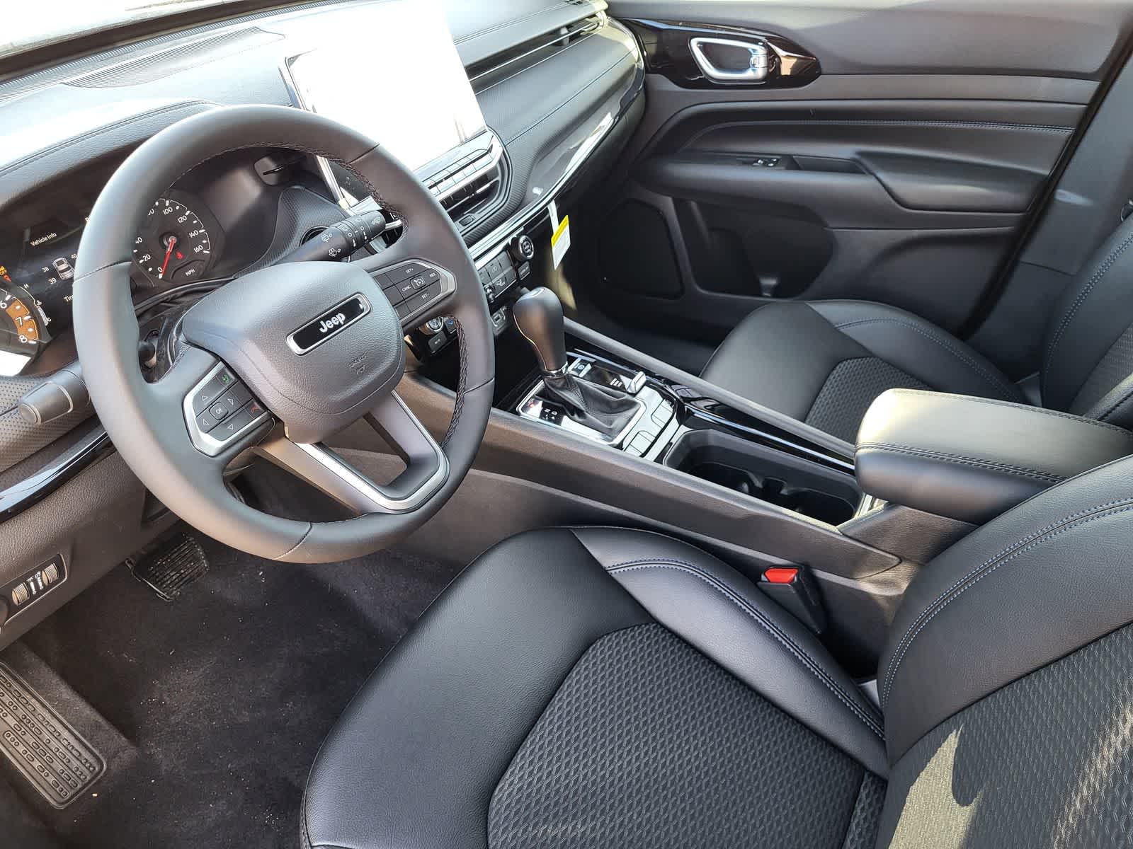 Thumbnail: 2026 Jeep Compass - 9