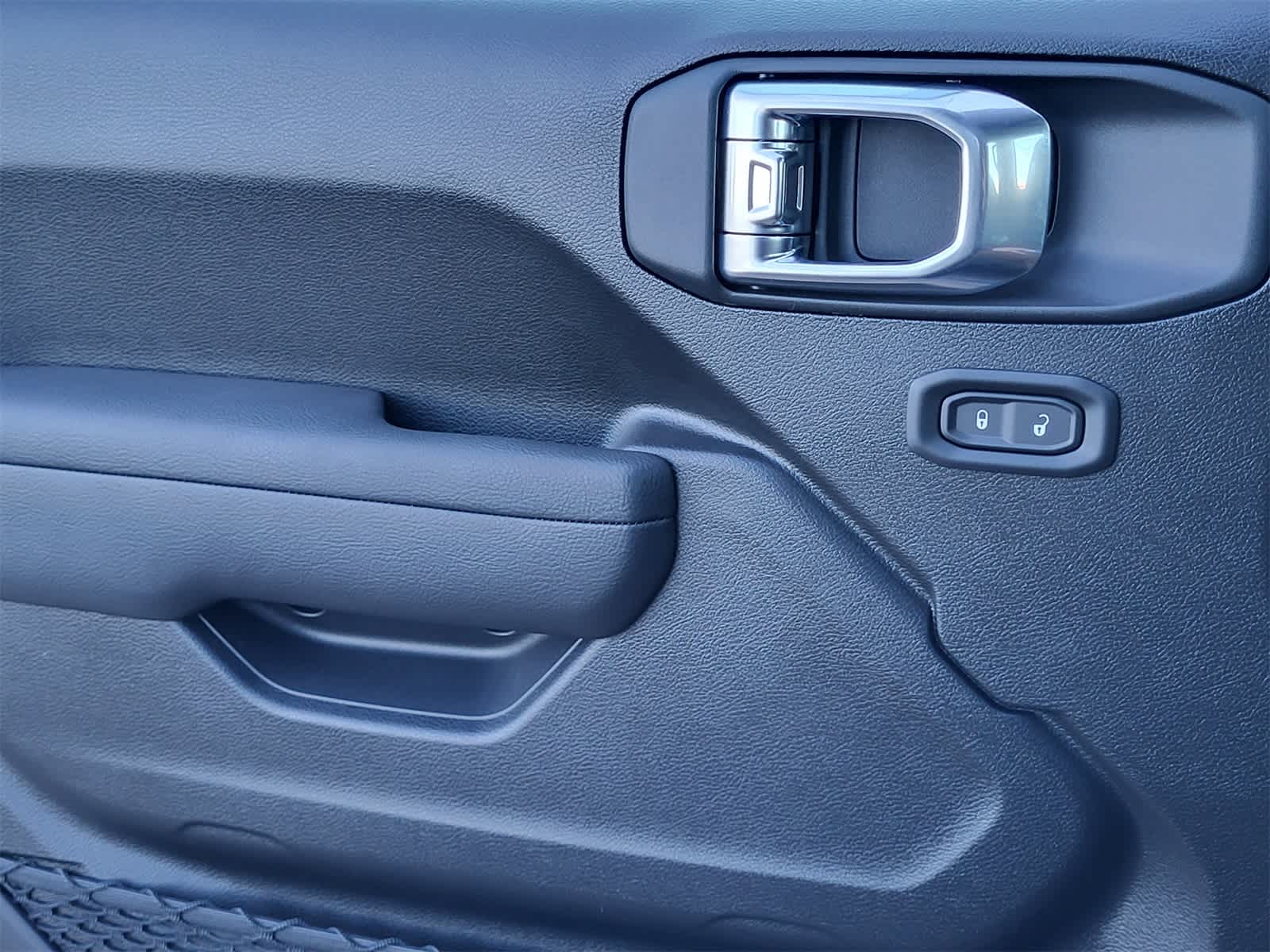 Thumbnail: 2026 Jeep Gladiator - 15