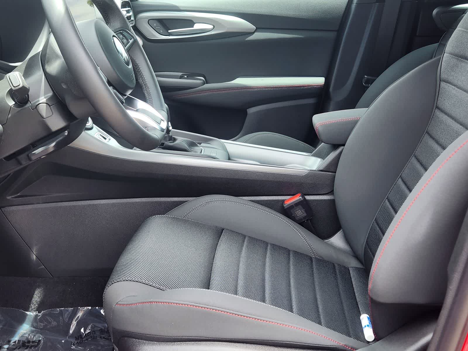 Thumbnail: 2025 Dodge Hornet - 12