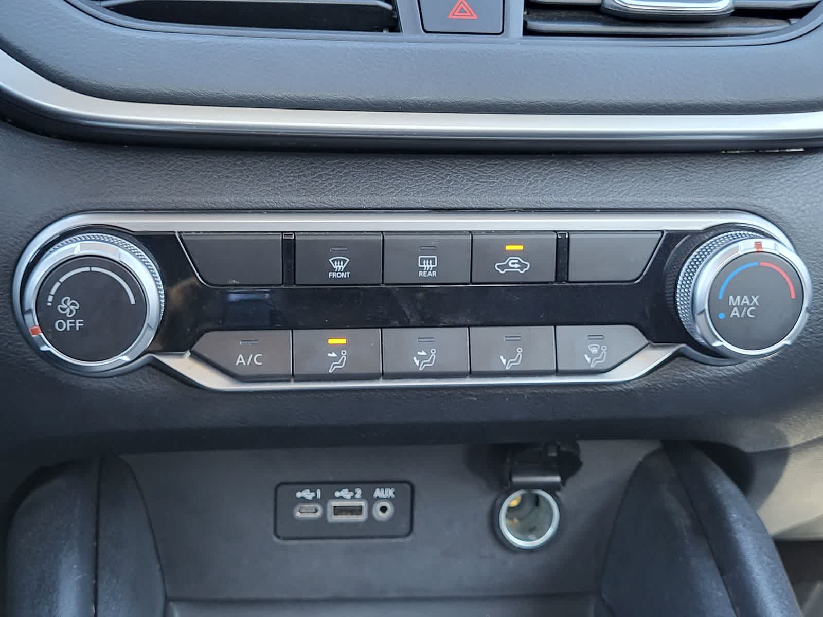 Thumbnail: 2022 Nissan Altima - 19