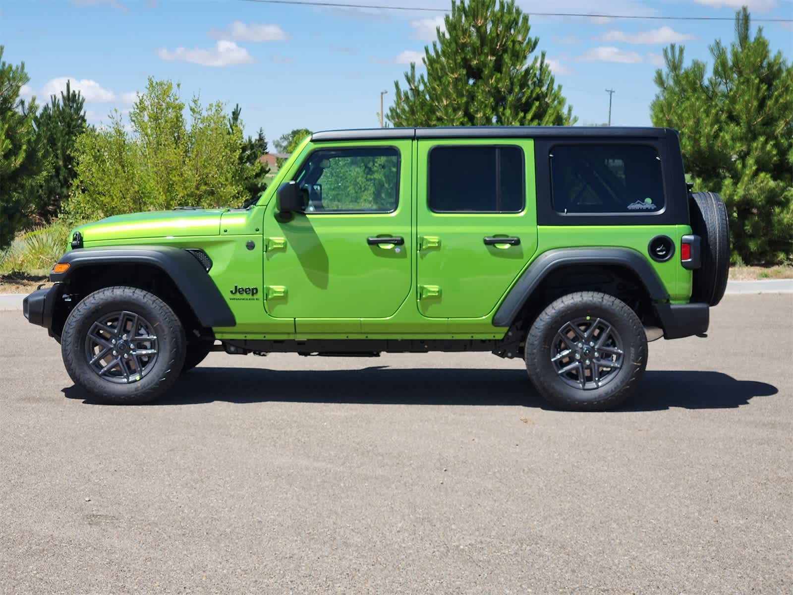 Thumbnail: 2025 Jeep Wrangler - 4
