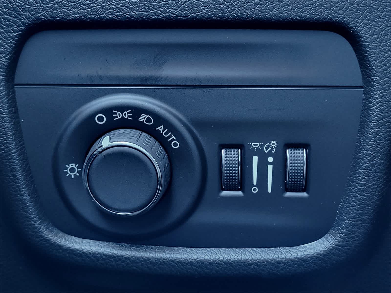 Thumbnail: 2025 Jeep Grand Cherokee - 15