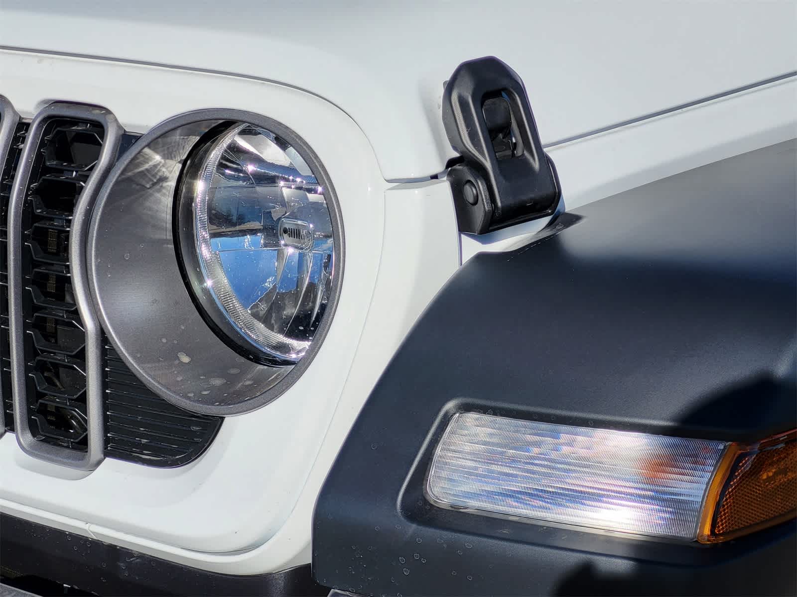 Thumbnail: 2026 Jeep Wrangler - 5