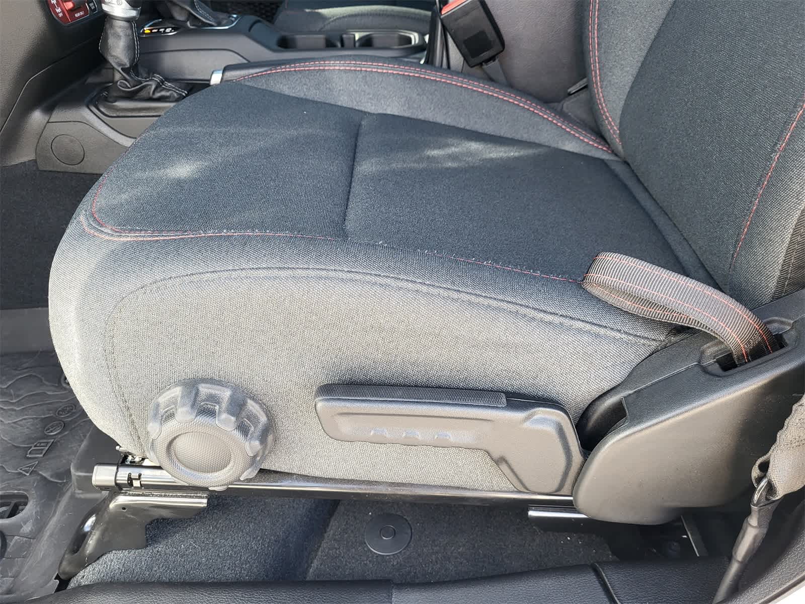 Thumbnail: 2024 Jeep Wrangler - 24