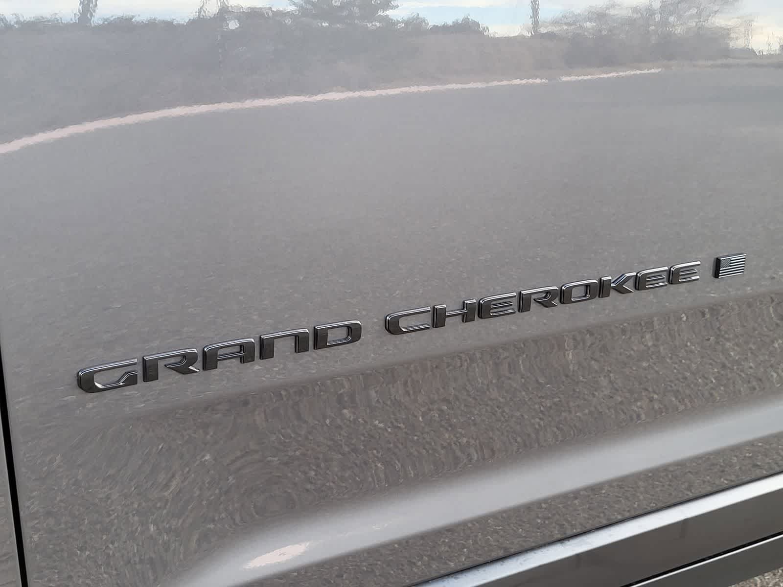 Thumbnail: 2026 Jeep Grand Cherokee - 8