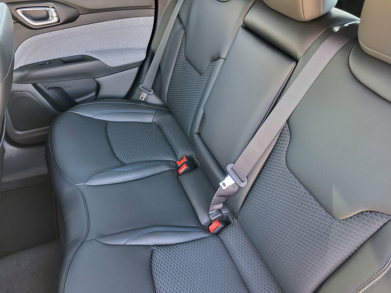 2026 Jeep Compass Latitude - Photo 20