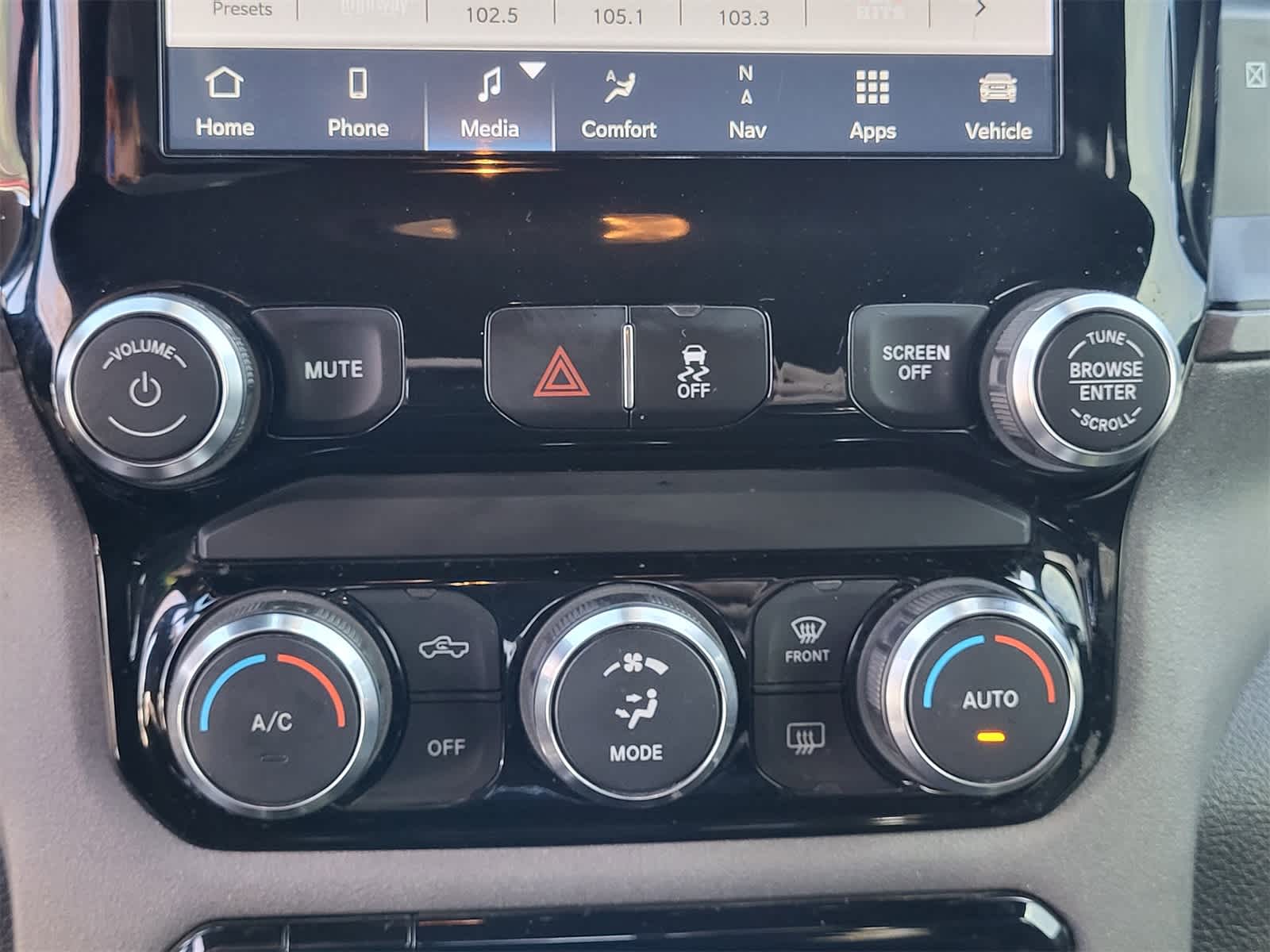 Thumbnail: 2022 RAM 3500 - 20