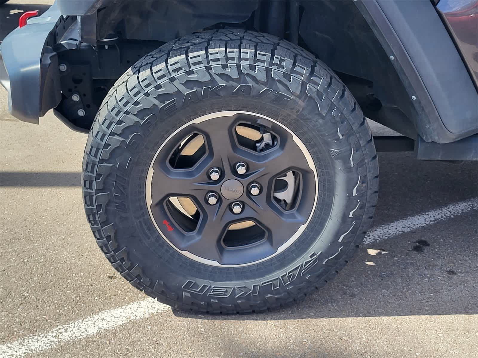 Thumbnail: 2023 Jeep Gladiator - 8