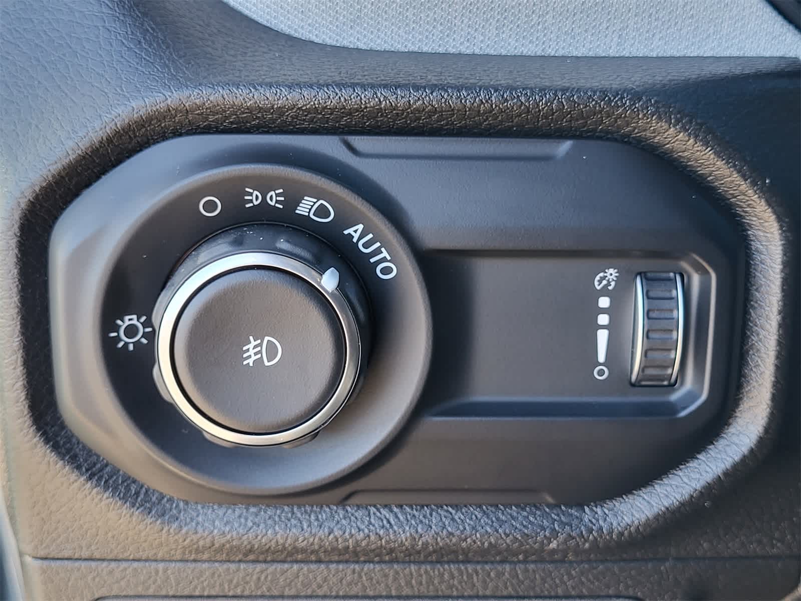 Thumbnail: 2025 Jeep Wrangler - 19