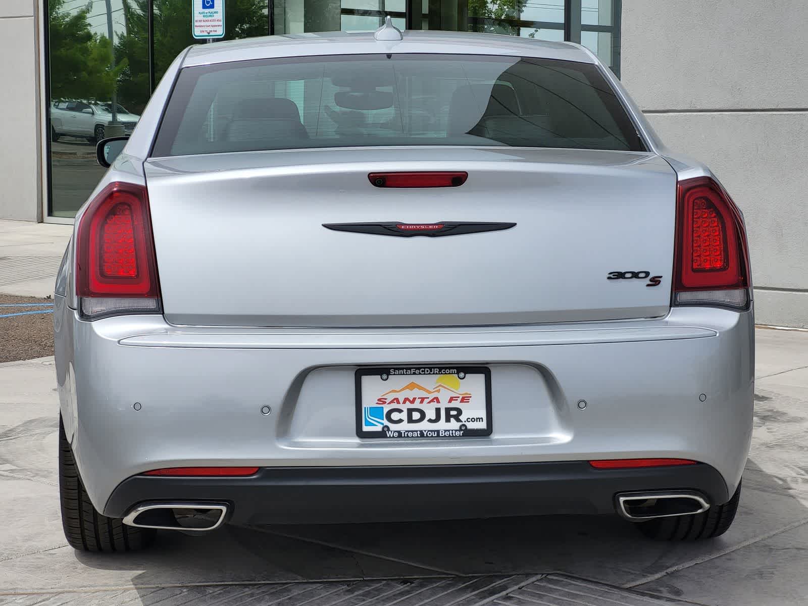 Thumbnail: 2023 Chrysler 300 - 6