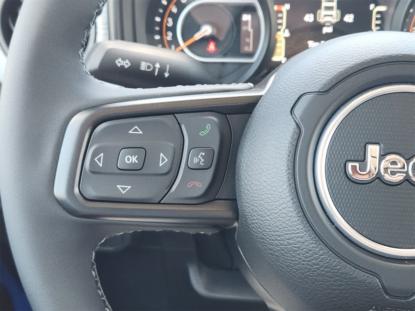 Thumbnail: 2025 Jeep Wrangler - 23