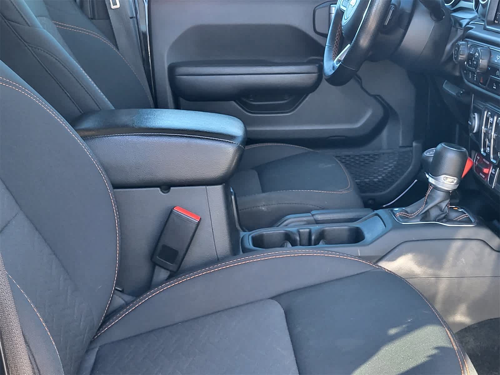 Thumbnail: 2022 Jeep Gladiator - 27