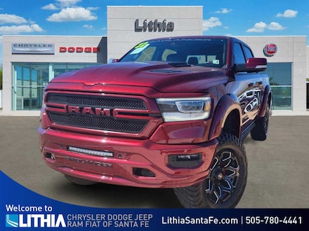 Camioneta Ram 1500 Laramie 2022 con cabina doble