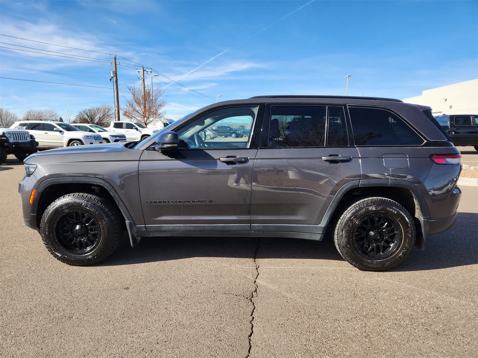 Thumbnail: 2023 Jeep Grand Cherokee - 4